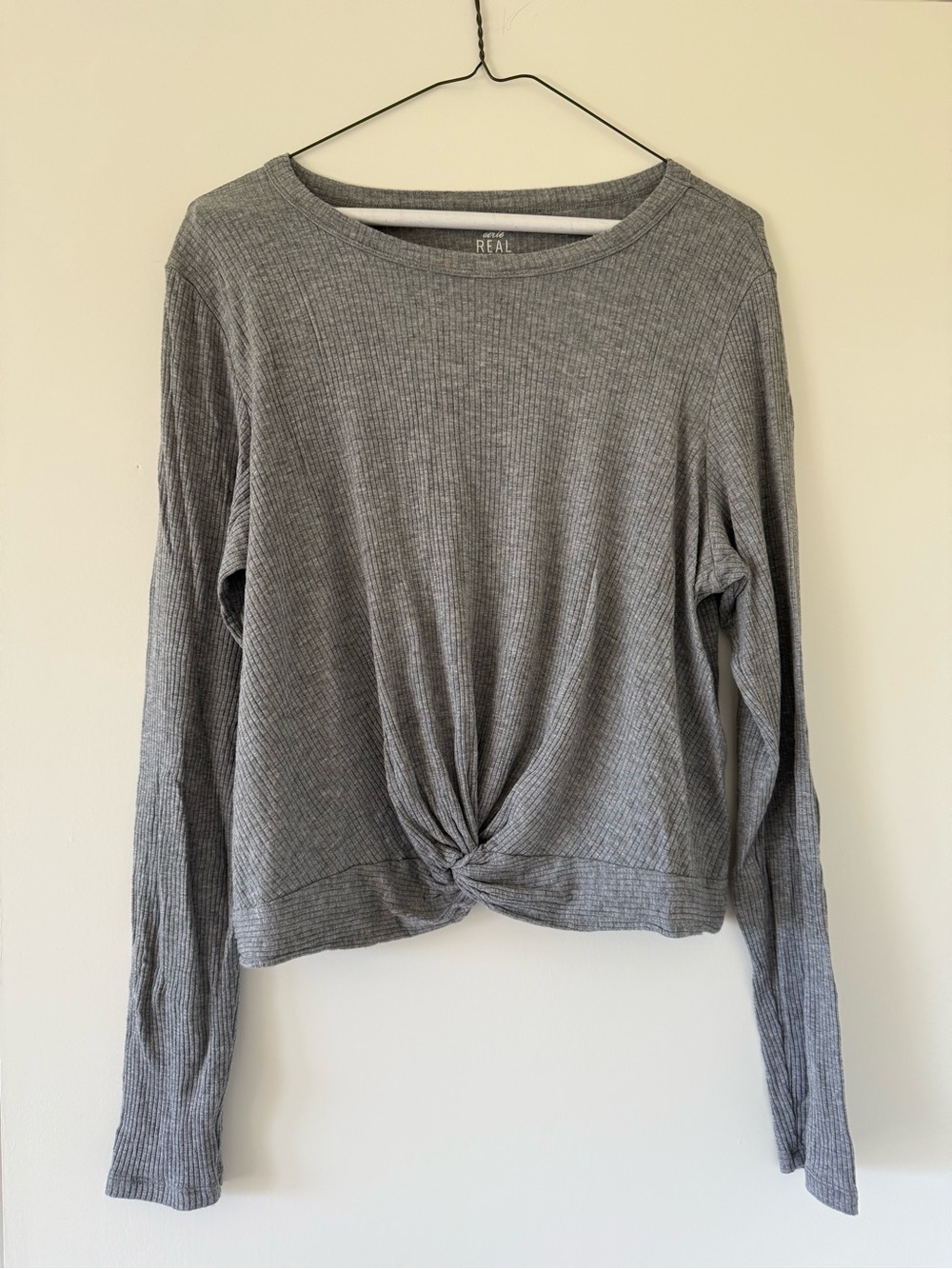 aerie Gray Ribbed Knot-Front Cropped Long Sleeve Tee